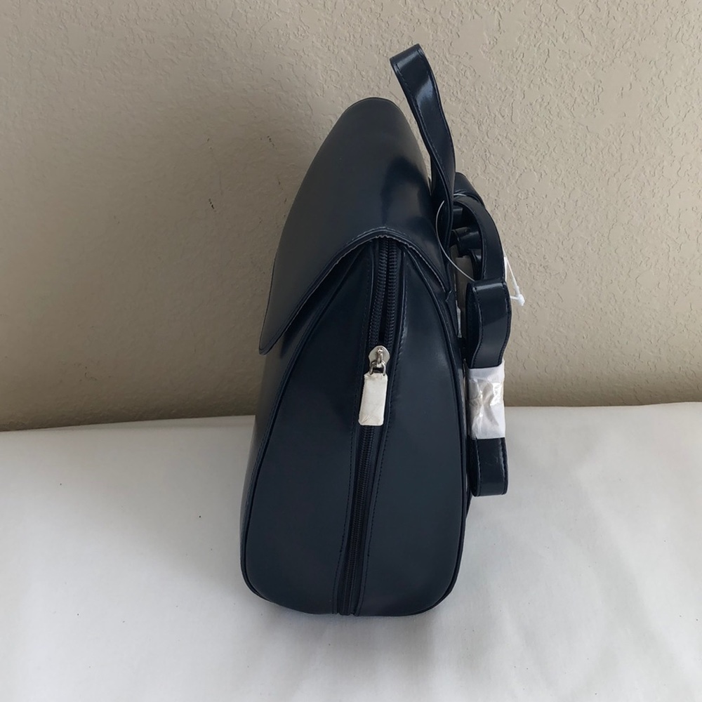 Backpack - Picture 2 of 4